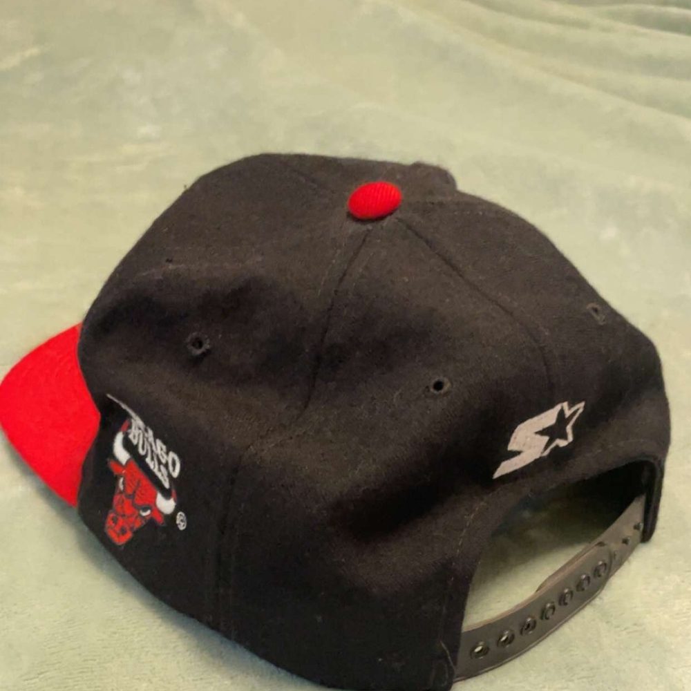 1990s Chicago Bulls STARTER Cap - Picture 2 of 4